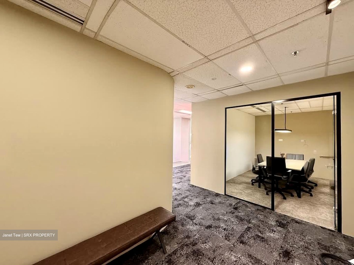 Abi Plaza (D2), Office #575445381